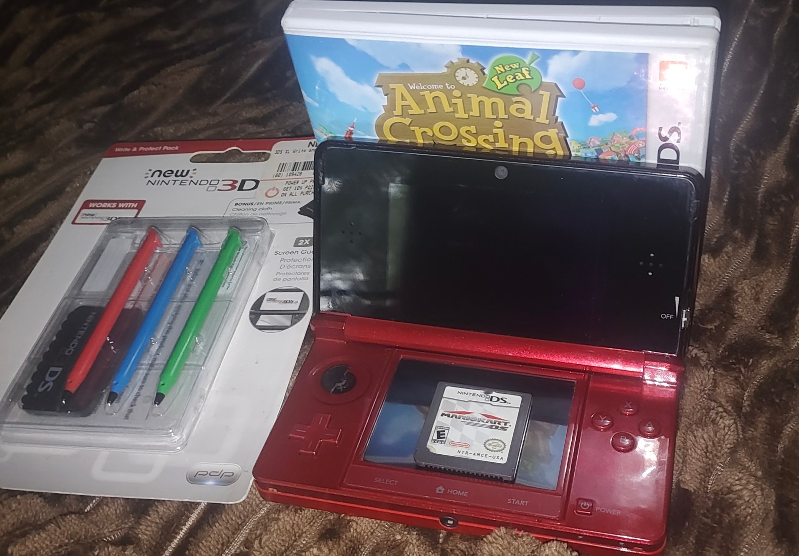 Nintendo 3DS Handheld System – Flame Red
