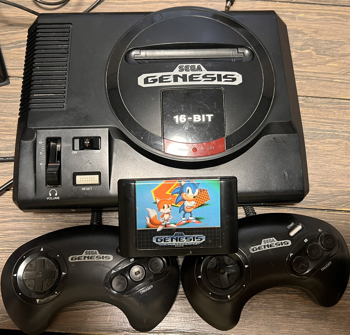 2-CONTROLLERS Original SEGA GENESIS 16 bit Console With 9 games