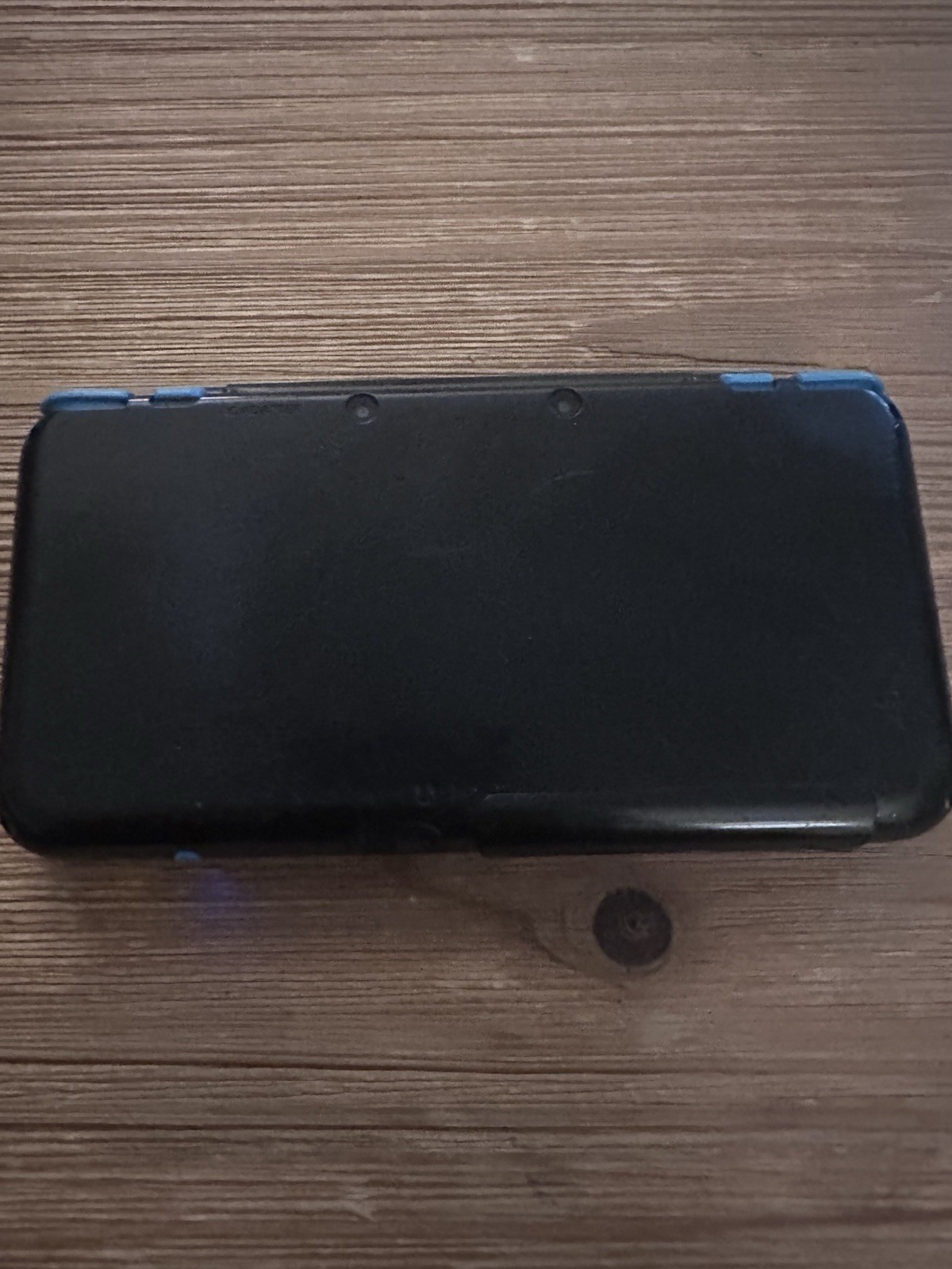 Nintendo 2DS XL Handheld Console – Black/Turquoise For parts or Repair