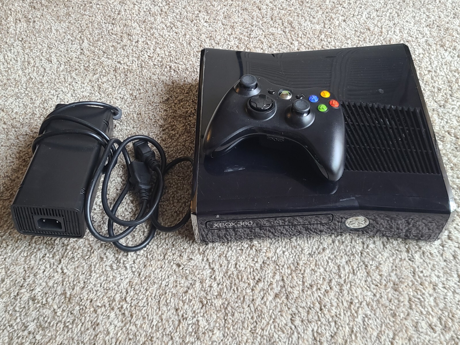 Microsoft Xbox 360 Black Console Pre-owned Tested Controller bundle