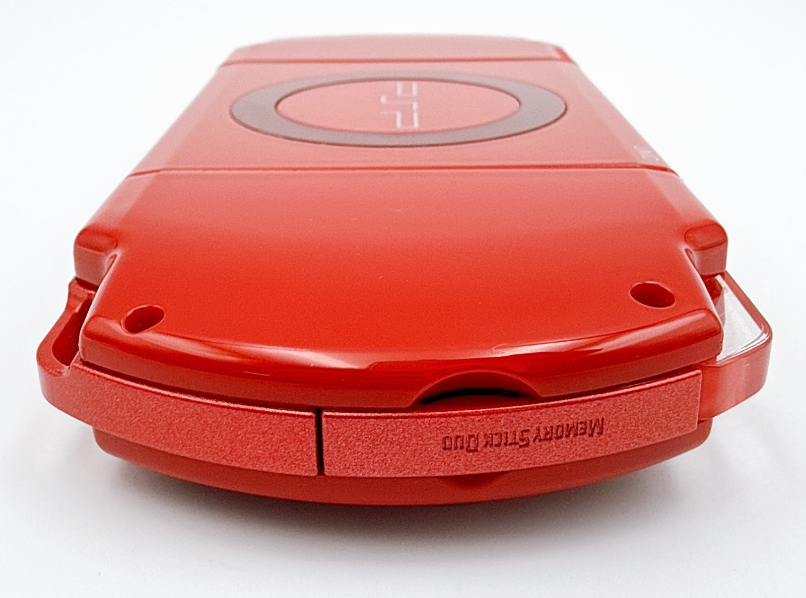 Sony PSP-2000 Console Deep Red in Box w/1GB, Pouch Region free – Excellent+