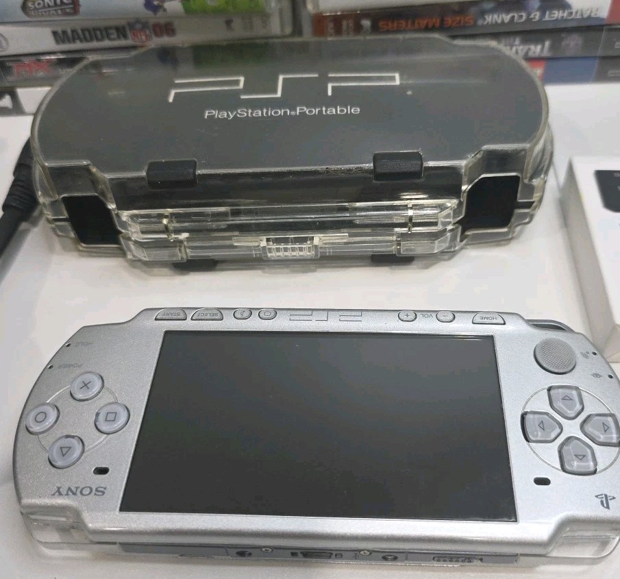 Sony PSP 2001 Bundle Silver With 9 Games Comes With Brand New Battery And Case