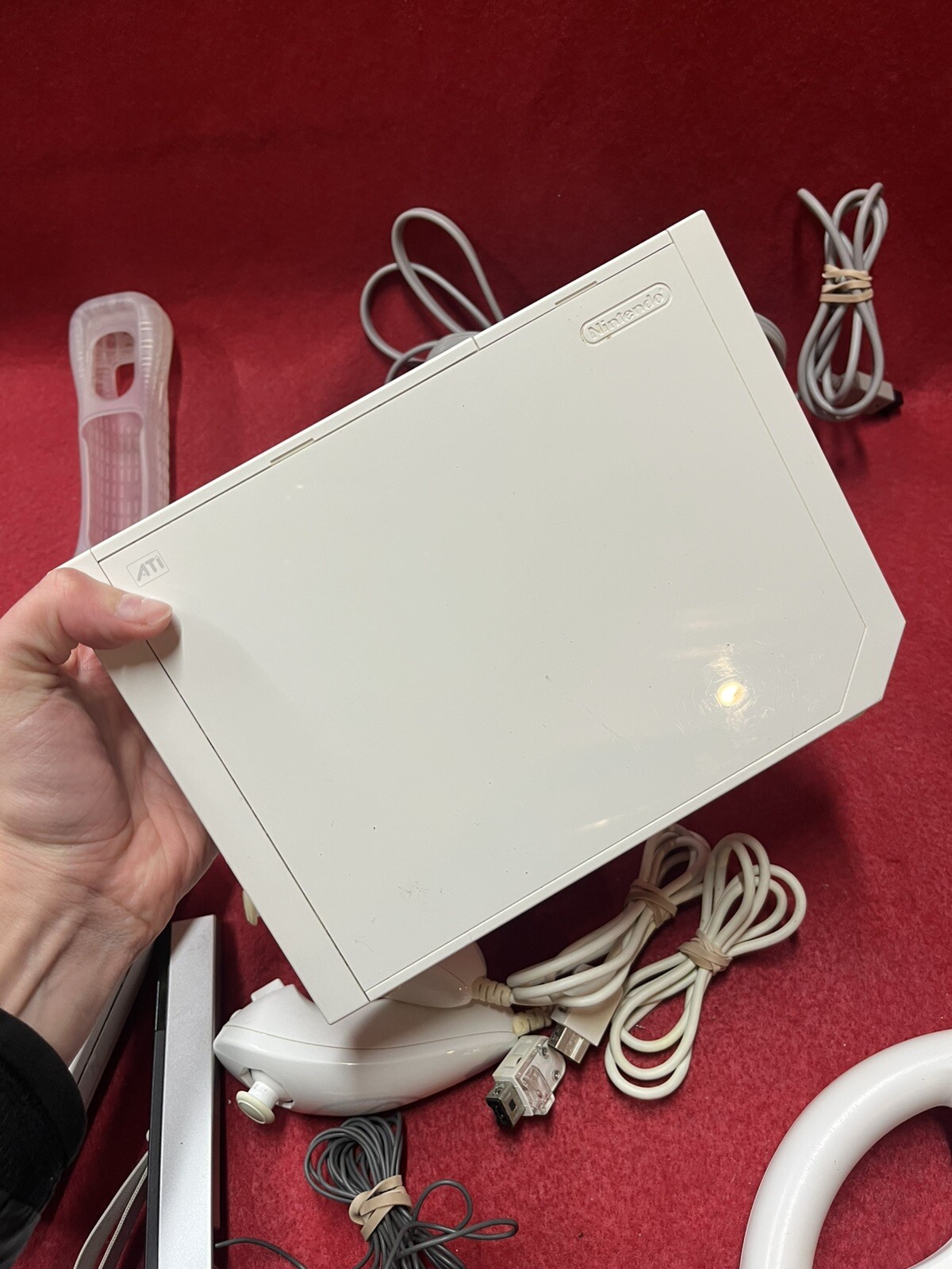 Nintendo RVL-101 Wii Video Game Console White Bundle