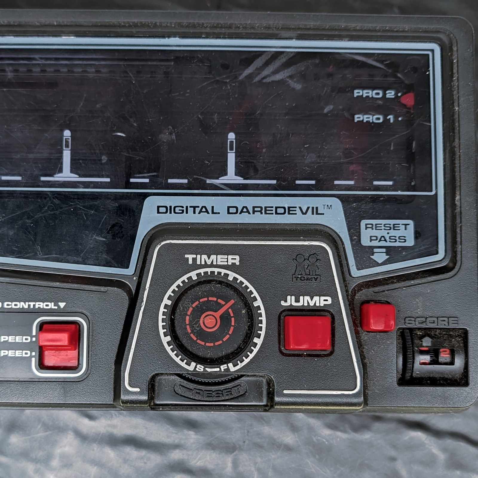 Tomy Digital Daredevil Handheld Video Game Vintage 1980 Powers On AS Is *Read*