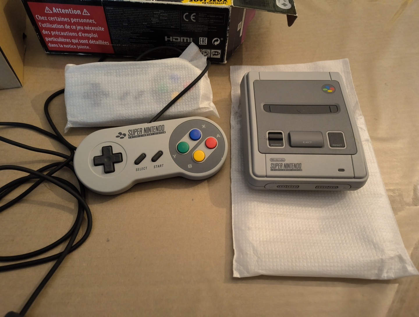Super Nintendo Entertainment System SNES Classic Mini – PAL Edition 20+ 1 Games