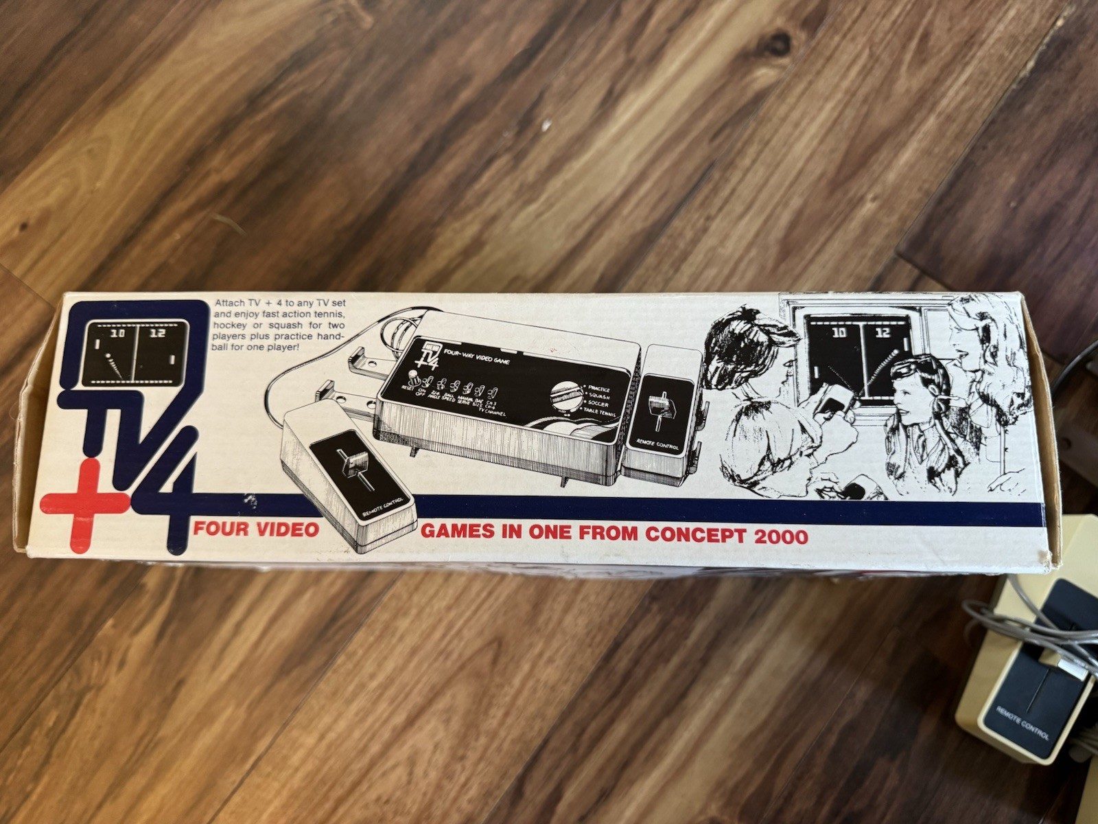 Concept 2000 TV+4 Video Game Console & Controllers Box & Manual *Untested