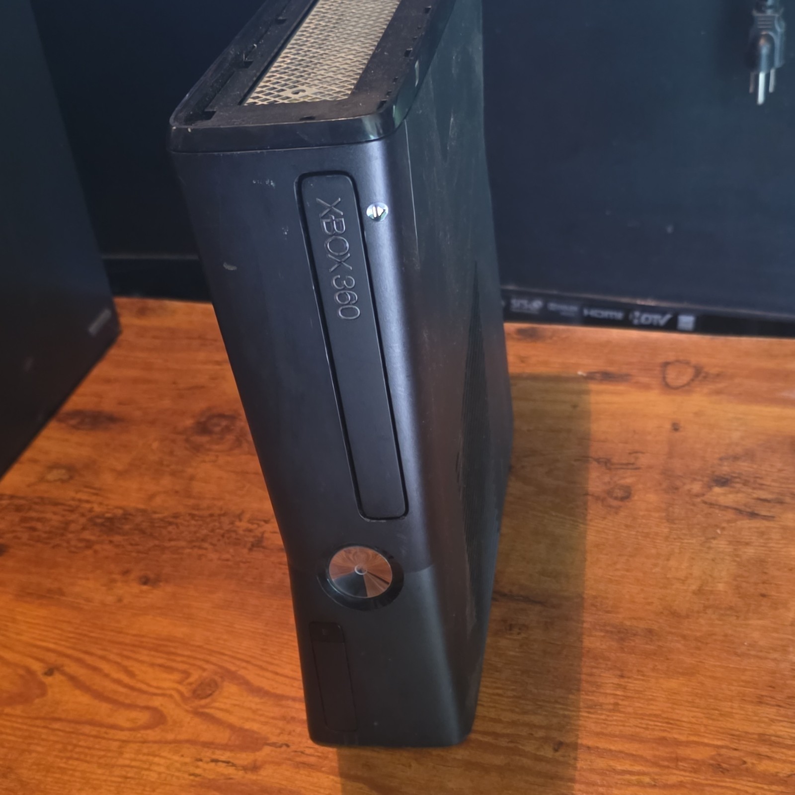 Microsoft Xbox 360 S No Hard-drive Black Console Wi-Fi HDMI 1080p NTSC-U/C
