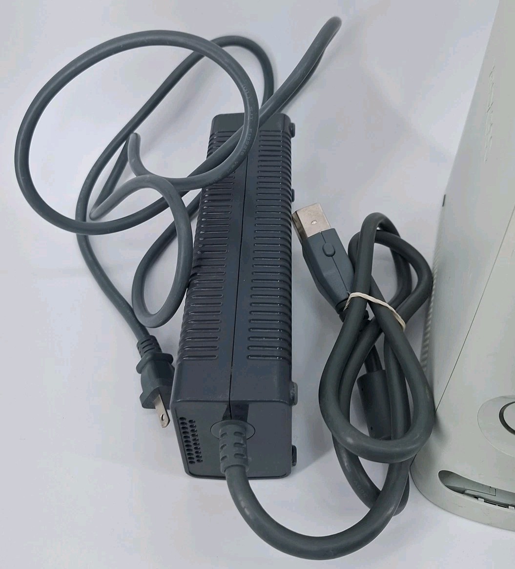 Official Microsoft Xbox 360 Console 120GB Hard Drive ~ Works But Tray Is Stuck