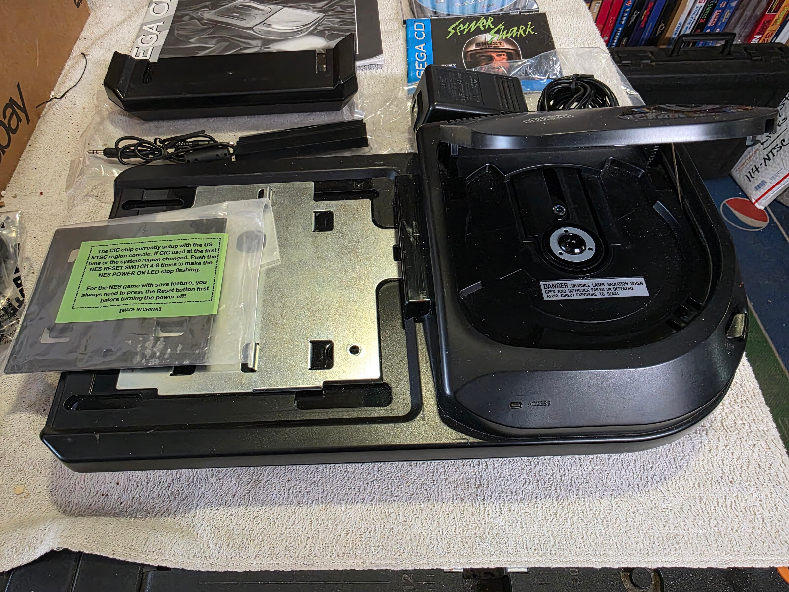 Sega CD Model 2 Console w/Genesis 2 Console w/Sewar Shark-CIB PLUS! VGC! TESTED!