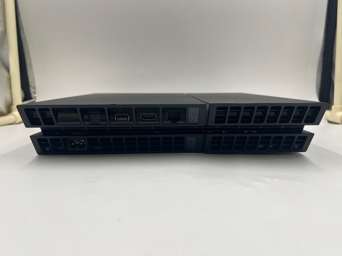 SONY PS4 – SYSTEM – CUH-1215A – 500GB (EL1117668)