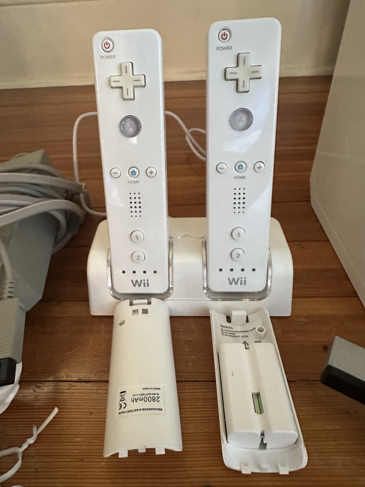 Nintendo Wii Console, White Premium Bundle [nintendo_wii]