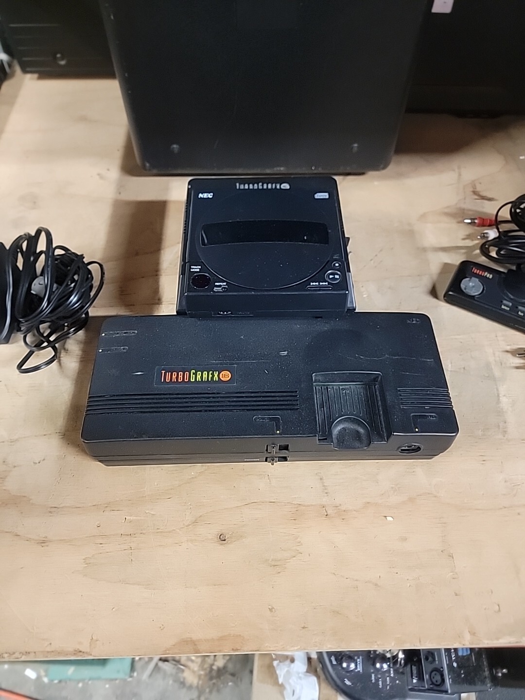 NEC TurboGrafx-16 Console with Controller & Cables
