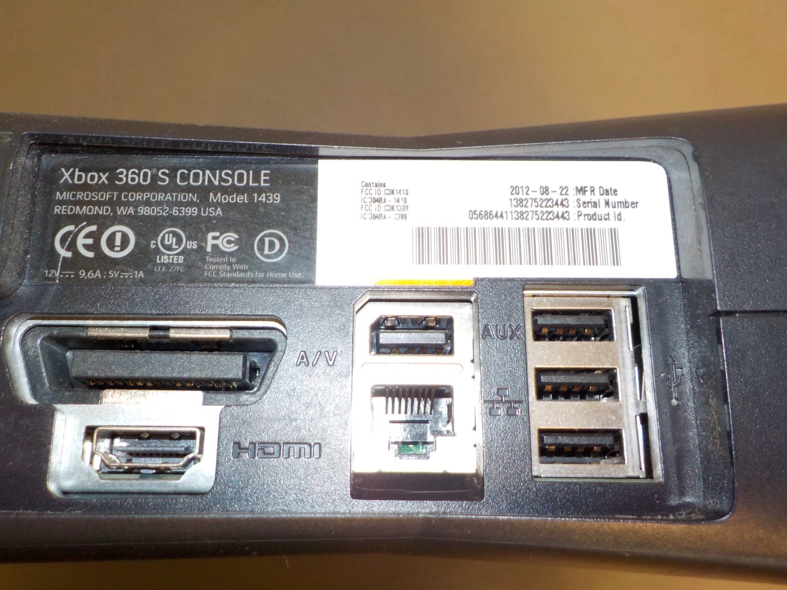 Xbox 360 S Console Model 1439 W/Controller & Cords – FREE SHIPPING