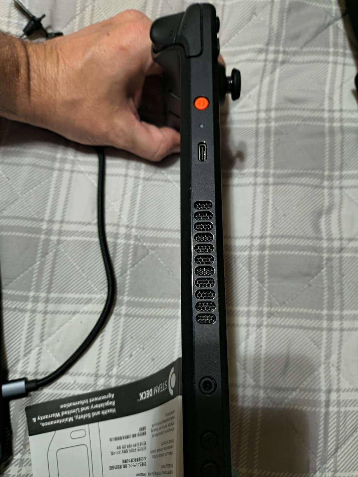 Steam Deck 1 TB OLED bundle (skullco case+sdcard+dock+dualsensecontroller)