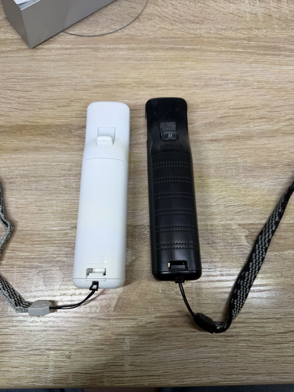 Nintendo Wii MEGA Bundle 7 Games Fit Board & 2 Wii Remotes Dance Fitness Sports