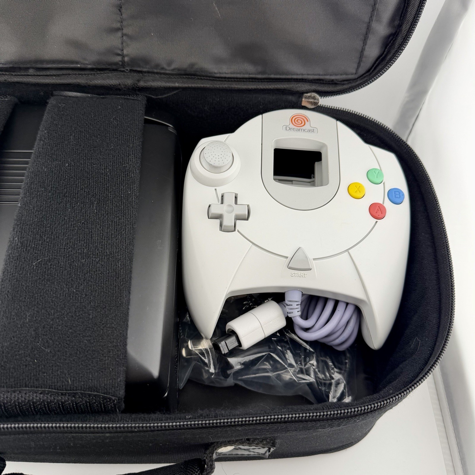 RARE Black Treamcast 5” TFT Portable Dreamcast w/ Original Bag Controller Tested