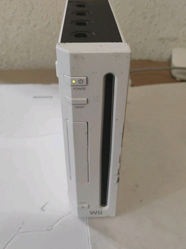 Nintendo Wii White Console Only RVL-001(USA) Tested and working
