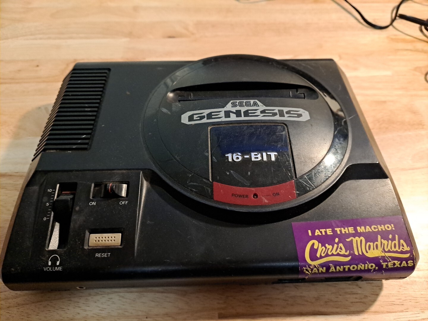 Sega Genesis 1 Console System Model 1601 w/ Controller Model 1650