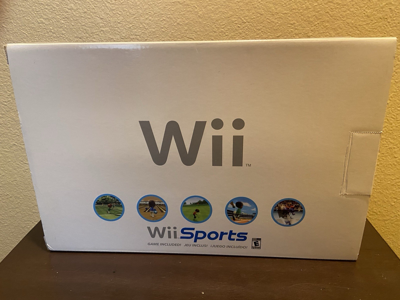 Nintendo Wii (Complete In Box Console, 2006) W/ Wii Sports & Other Games