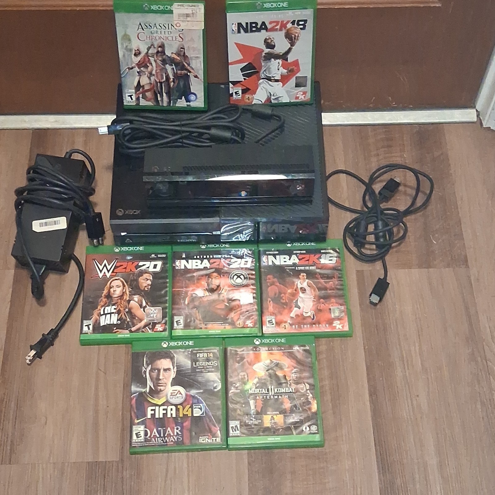Microsoft Xbox One Black 500GB Console w/Kinect HDMI Games 1080p Blu-Ray NTSC