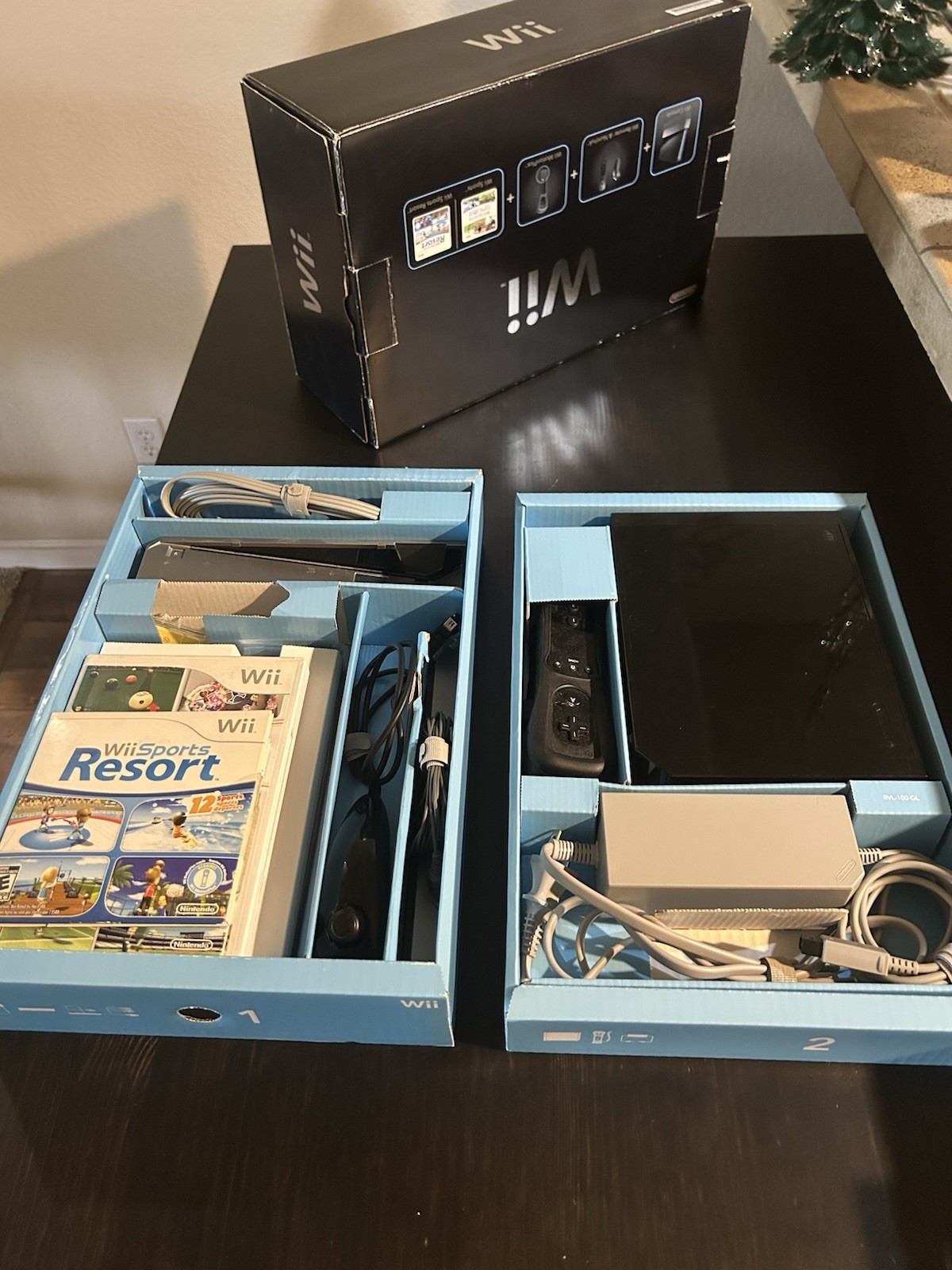 Used Legacy Nintendo Wii Black Console Bundle 2 Remotes Nunchuks Tested Working