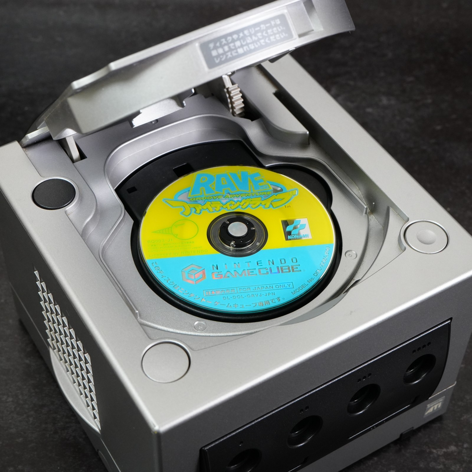 Nintendo GameCube Silver Console NTSC U-C/J Region Switch & Blue LED MOD JAPAN