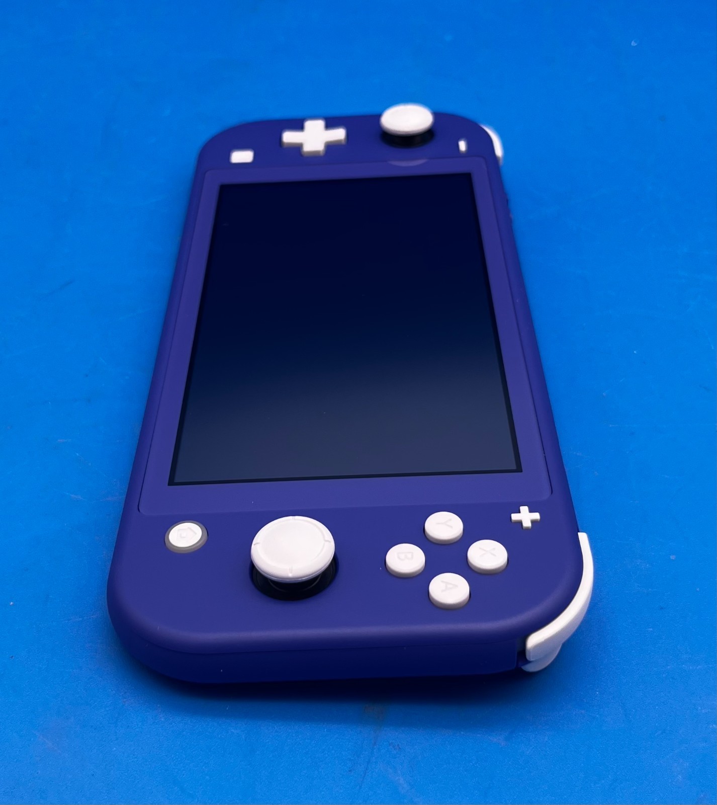 Nintendo Switch Lite Handheld Game Console 32Gb HDH-001 Purple