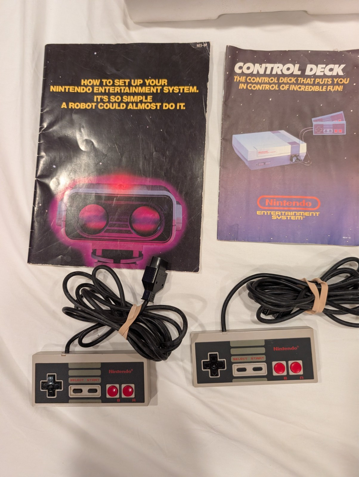 NES Control Deck Console in Box with 2 Controllers 7 Games TESTED