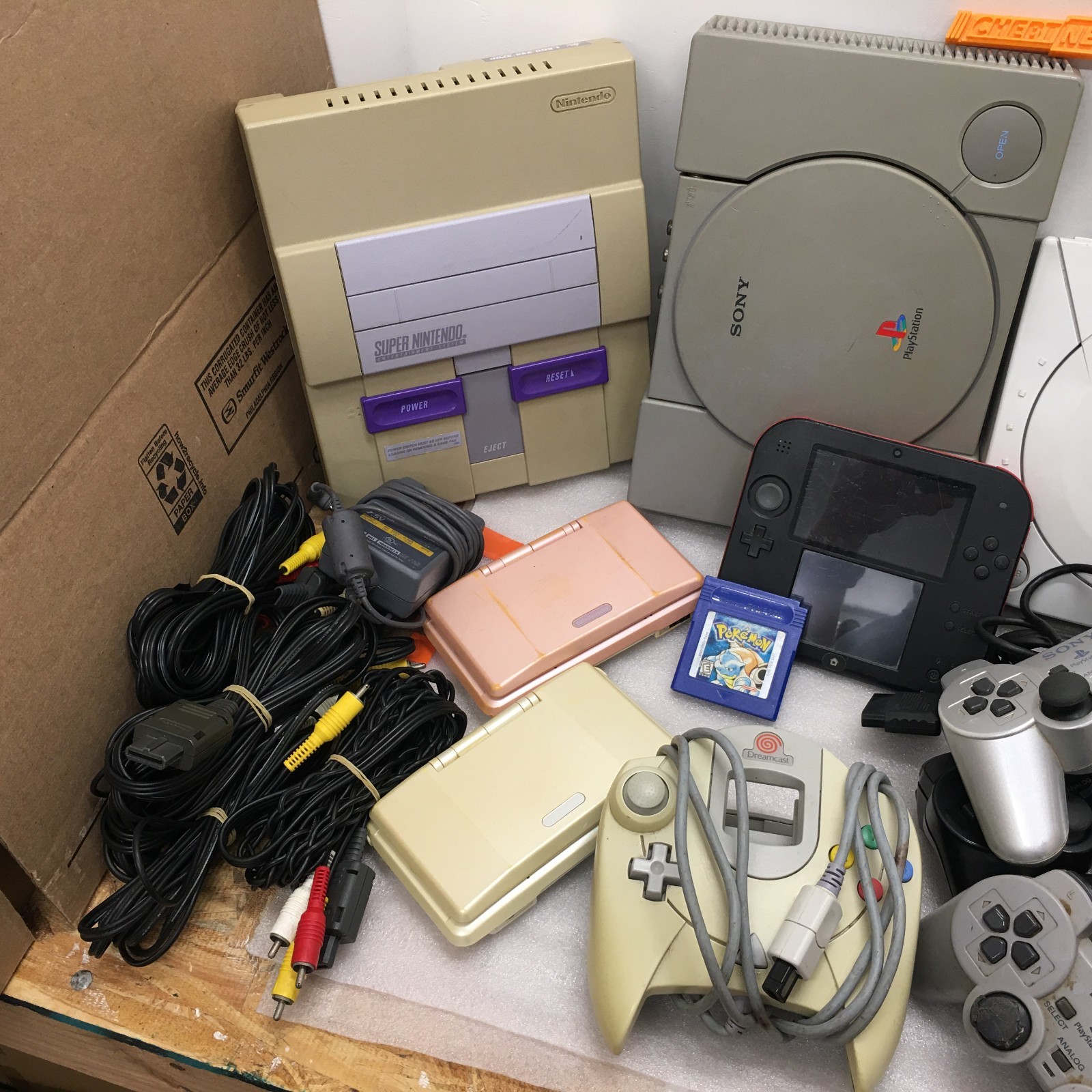Lot of Video Game systems + Controllers FOR PARTS (PS1, Gamecube, GameGear, MORE