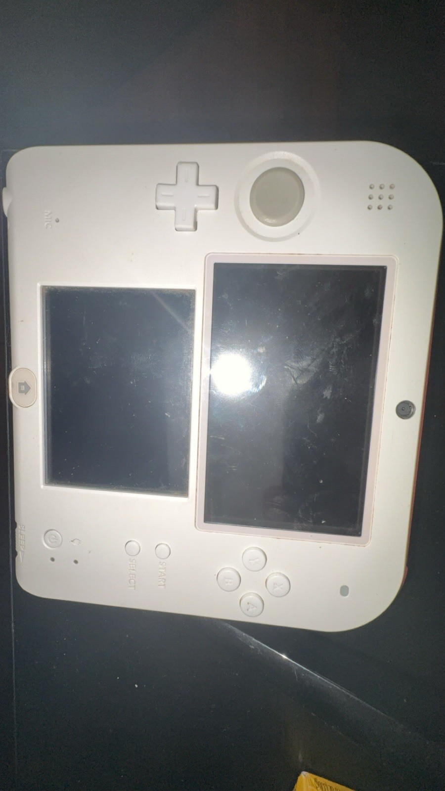 Nintendo 2DS Handheld Console Only White/Red 4GB Region Free FTR-001