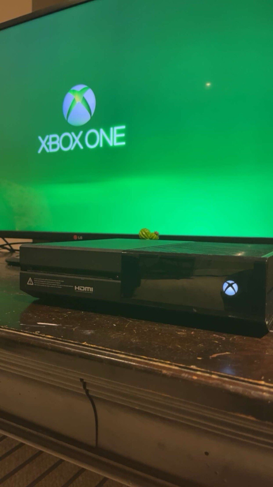 Microsoft Xbox One 500GB Console – Black (5C5-00025)