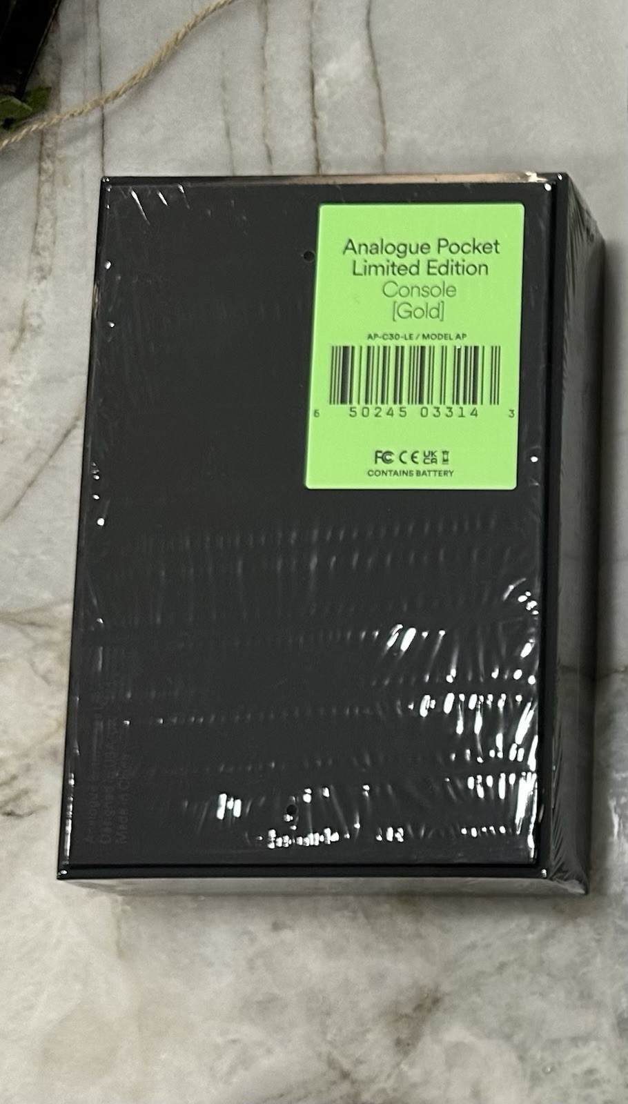 Analogue Pocket Limited Edition Console [Gold] (Brand New)