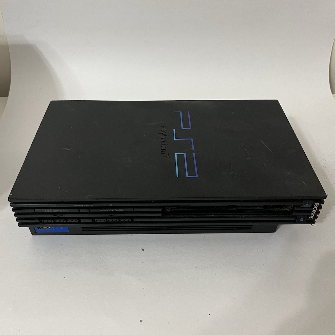 Sony PlayStation 2 Console SCPH-39001 POWERS ON BUT UNTESTED read description