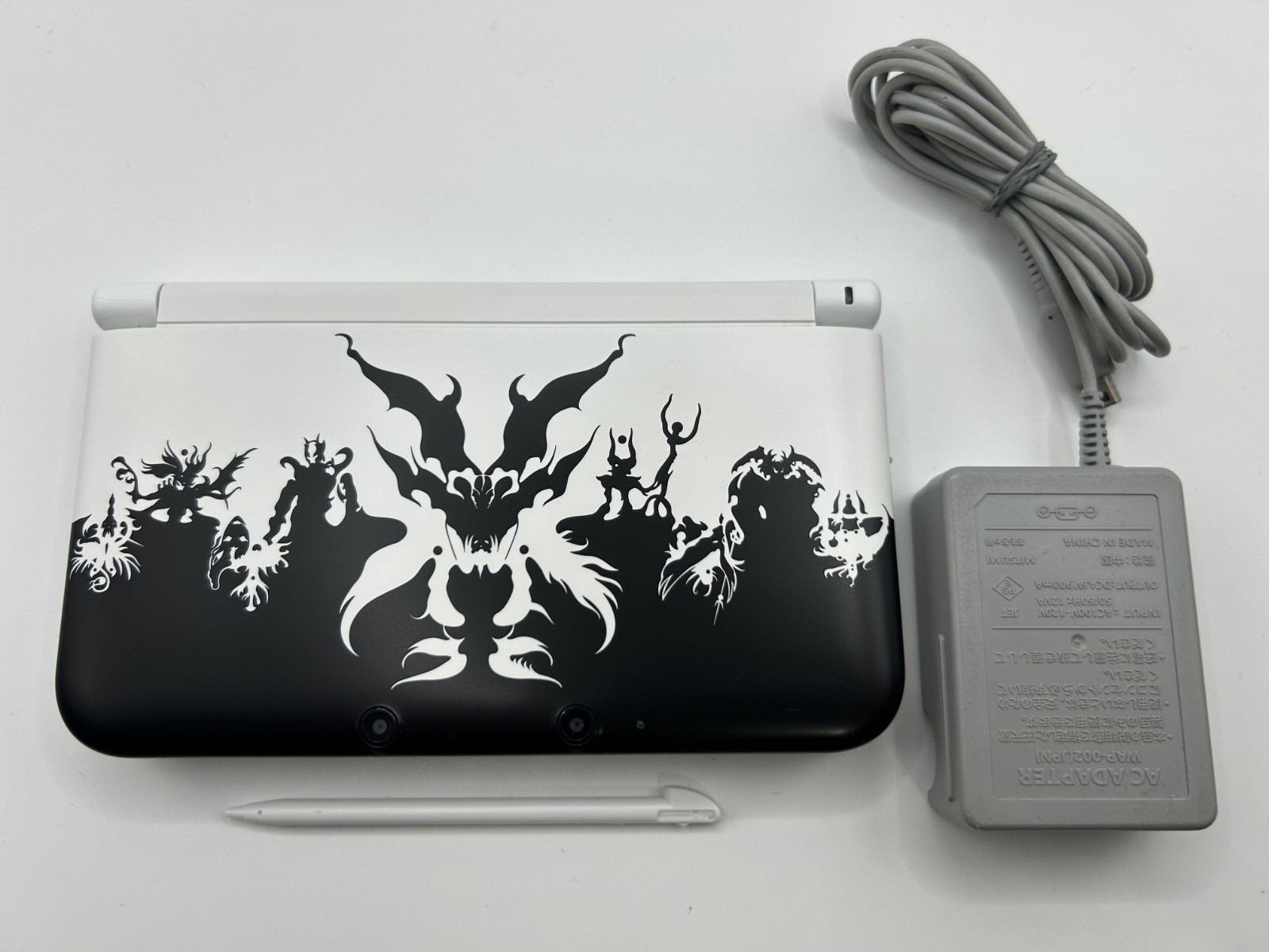 Nintendo 3DS LL Shin Megami Tensei IV Limited Edition Console Japanese Edition