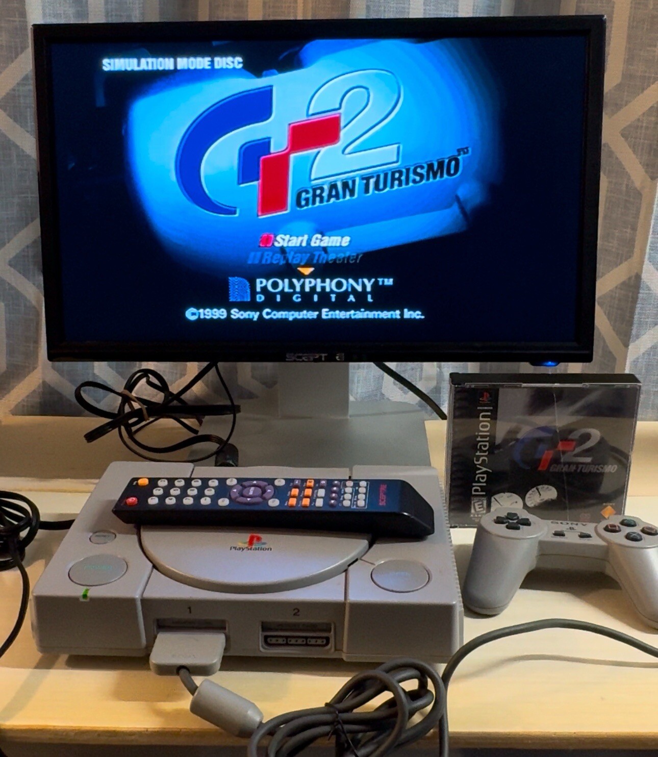 Official Sony PlayStation 1 PS1 Console Complete w Controller & Gt 2 + TV 19″