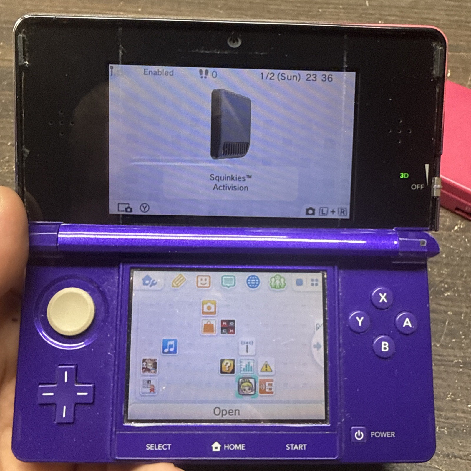 Nintendo 3DS CTR-001 Purple Handheld System 3D Capability Headphone Jack