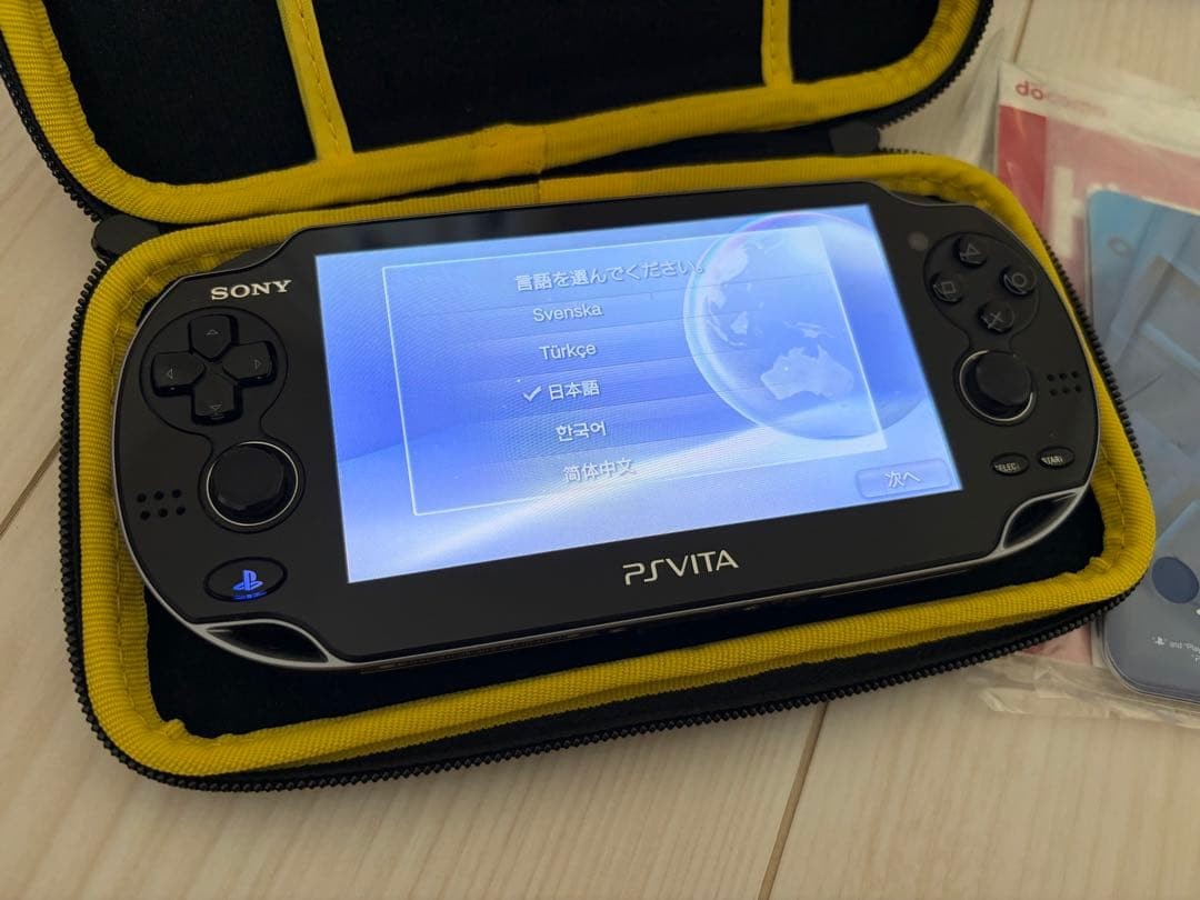 Sony PS Vita PCH-1100 Black 3G Wi-Fi Console Tested Working 8GB Region Free