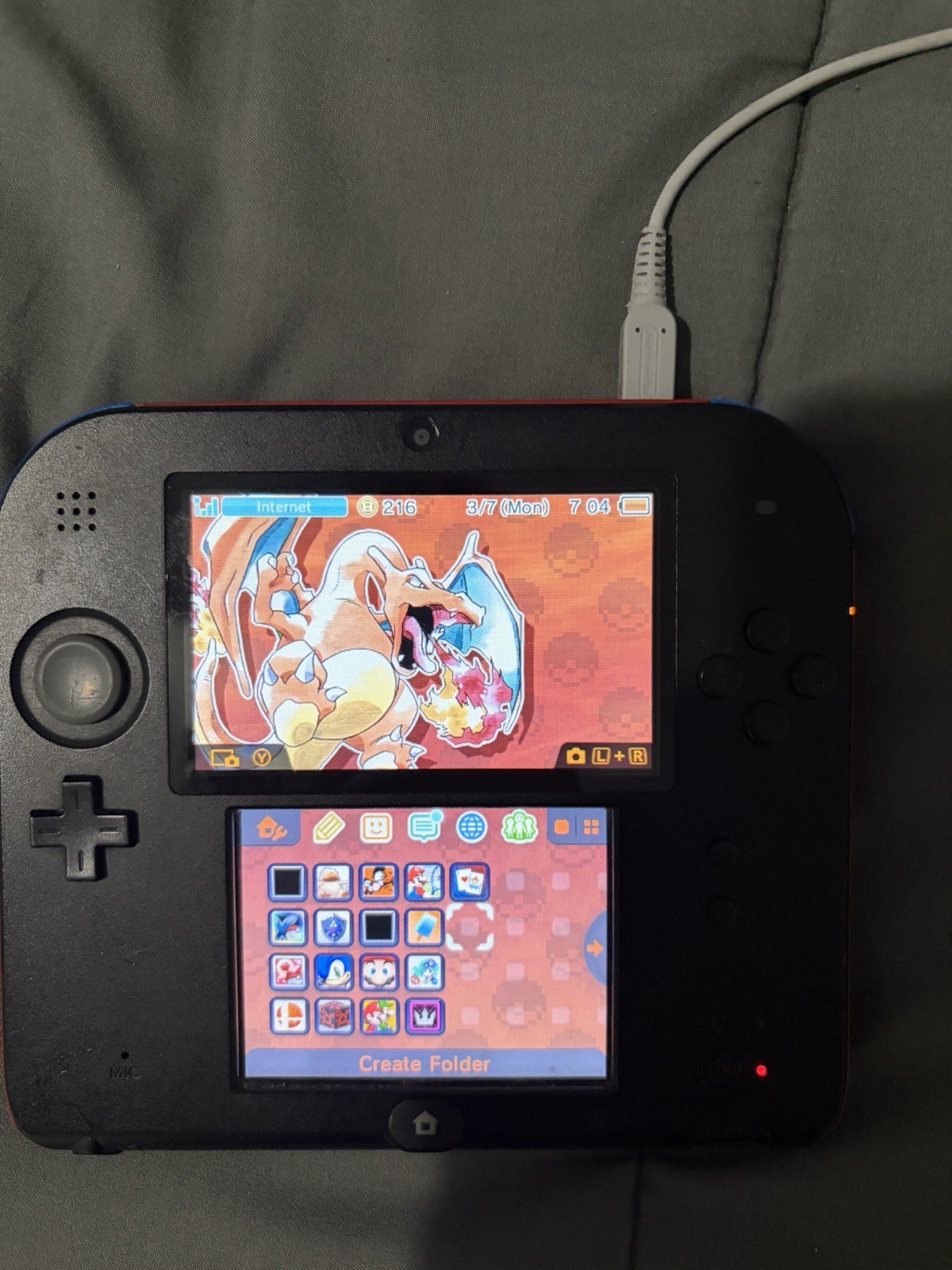 (Modded)Nintendo 2DS Handheld Console Black/Red/Blue with charger