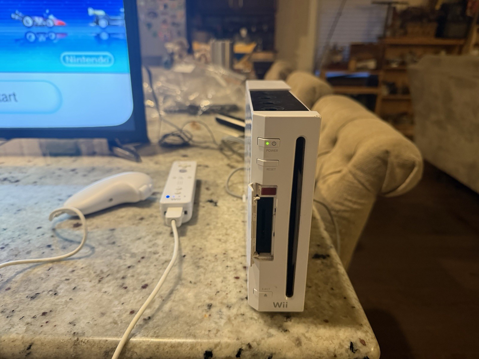 Nintendo Wii Console Witch 1 Control and Originals Cords Tested READ DESCRIPTION