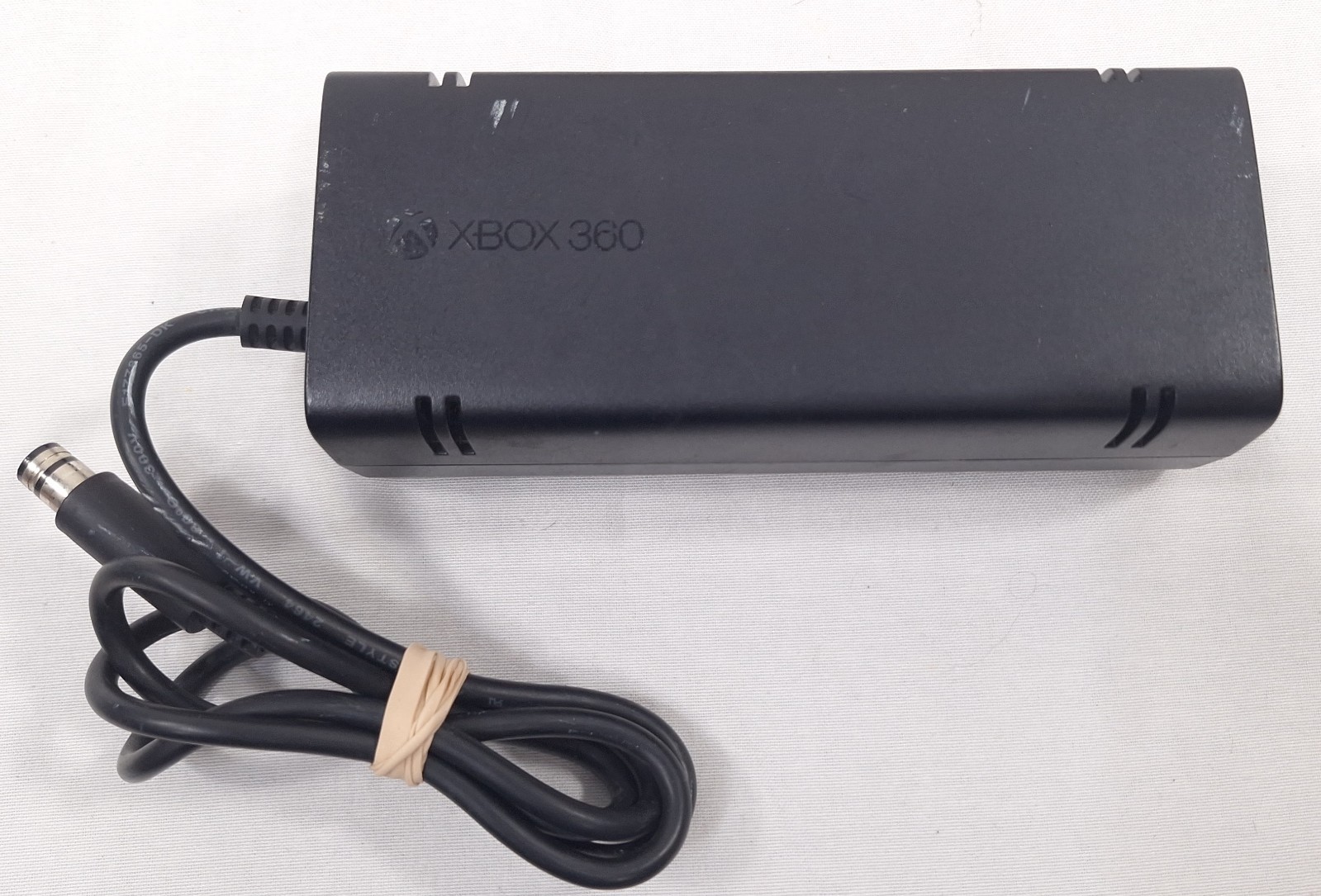 *AS-IS* Microsoft Xbox 360 E Model 1538 500GB Console W/ Controller & AC Adapter