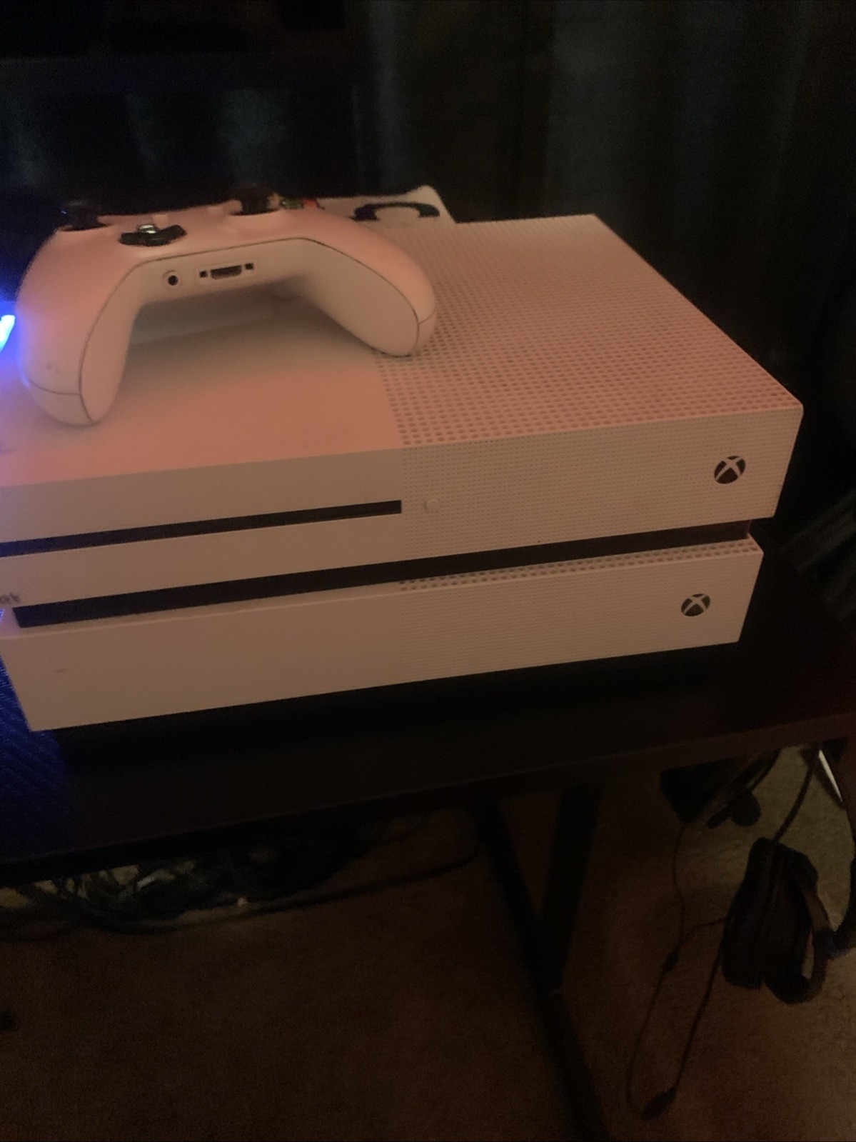 Xbox One S Digital & Regular / One Controller batteries included , Power Cable