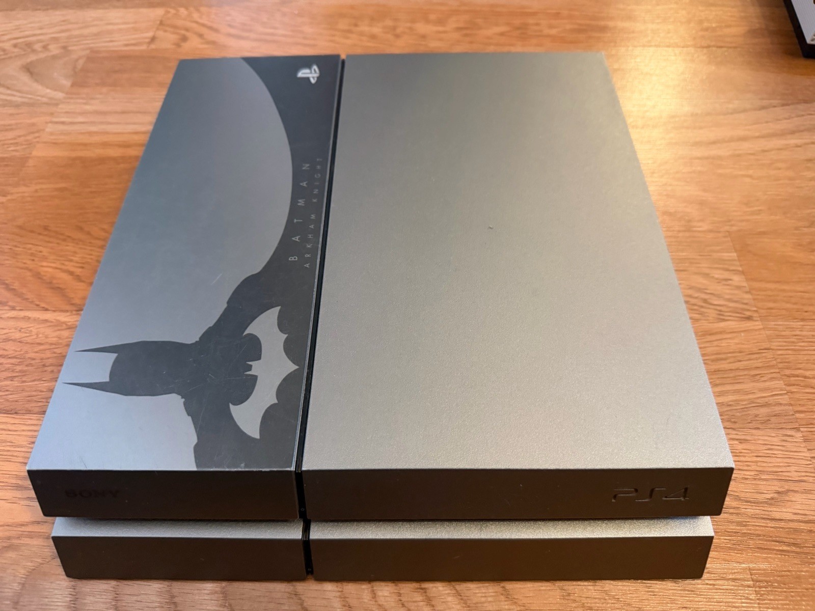 Sony Playstation 4 PS4 Batman Arkham Knight Limited Edition 500GB Console