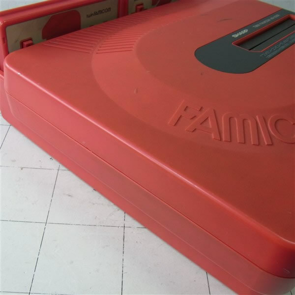 Twin Famicom Disk System Sharp Game Console Red AN-500R Working tasted