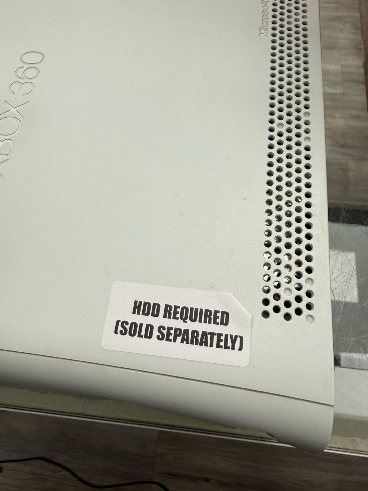 Microsoft Xbox 360 S Console 4GB White HDMI Wi-Fi 1080p NTSC-U/C MPN 1439