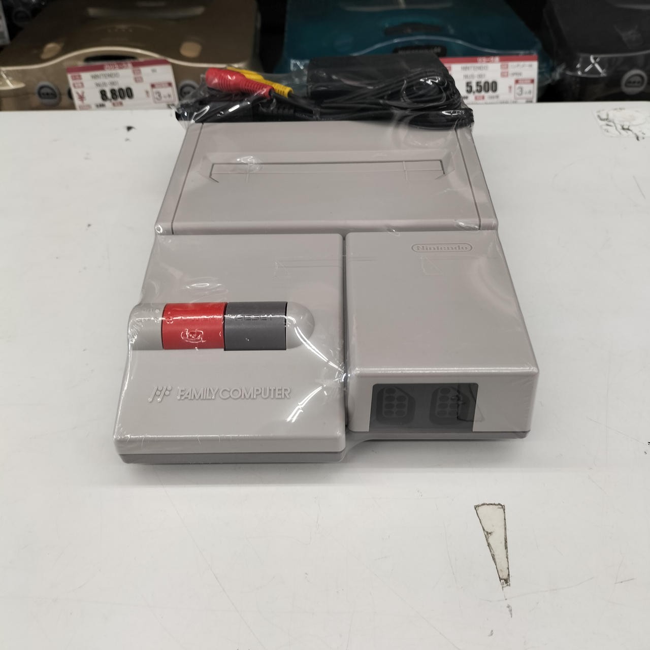 NEW Famicom Model HVC 101 NINTENDO