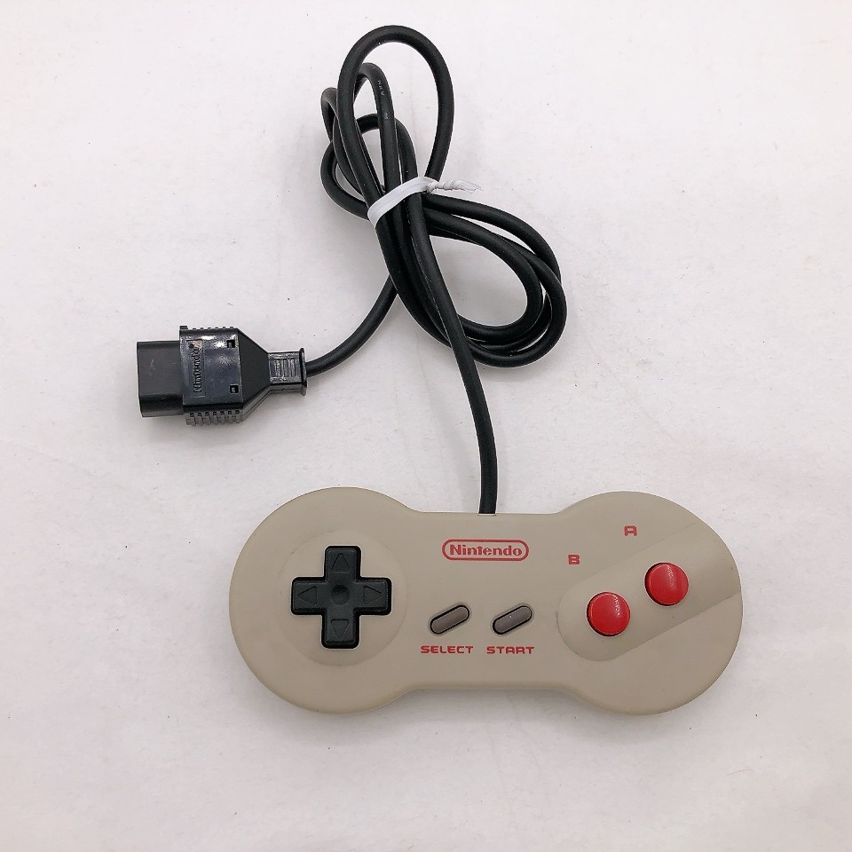 Nintendo New Famicom Console AV HVC-101 Controller Made in Japan NES Tested