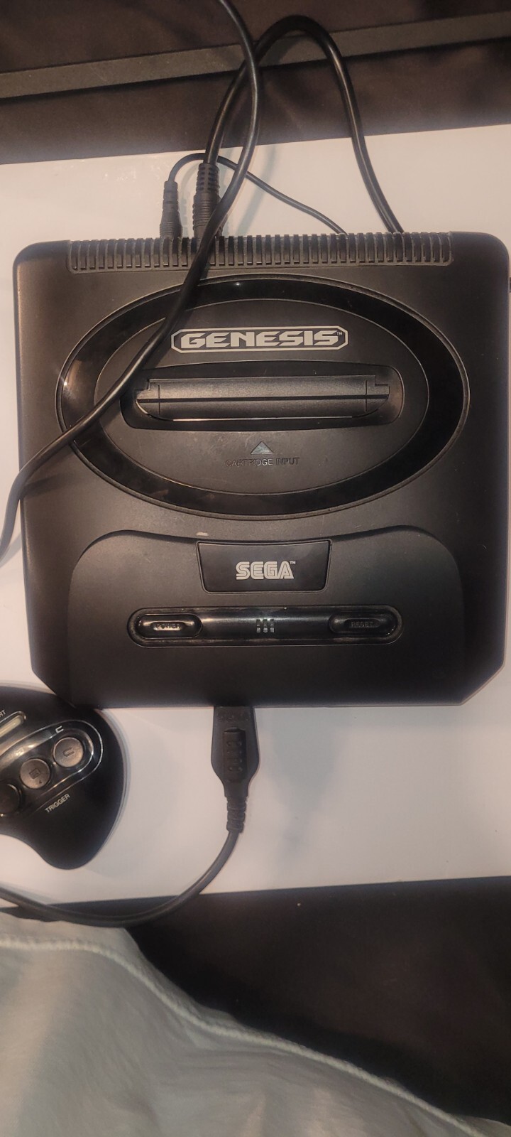 SEGA Genesis Model 2 Console With Cables One Controller 2 Games Sonic 2 Aladdin