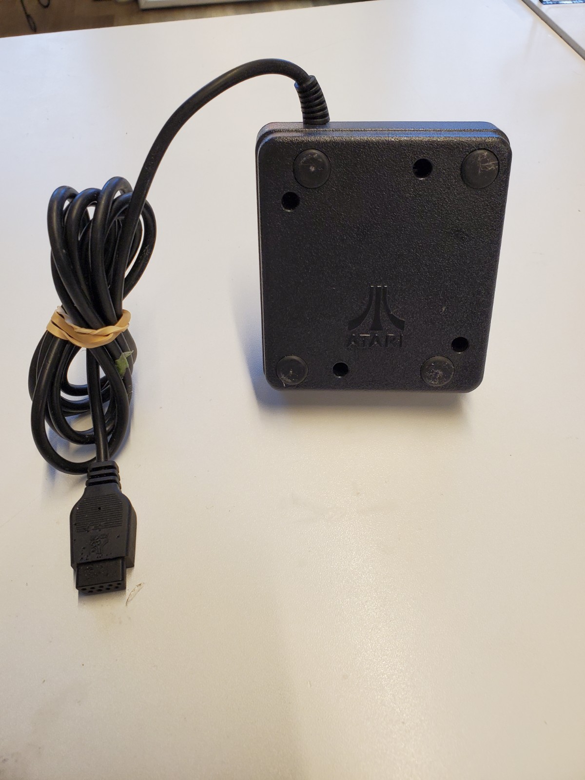 Atari Flashback 2 Classic Game Console W/ 40 BUILT IN GAMES – NO POWER CABLE