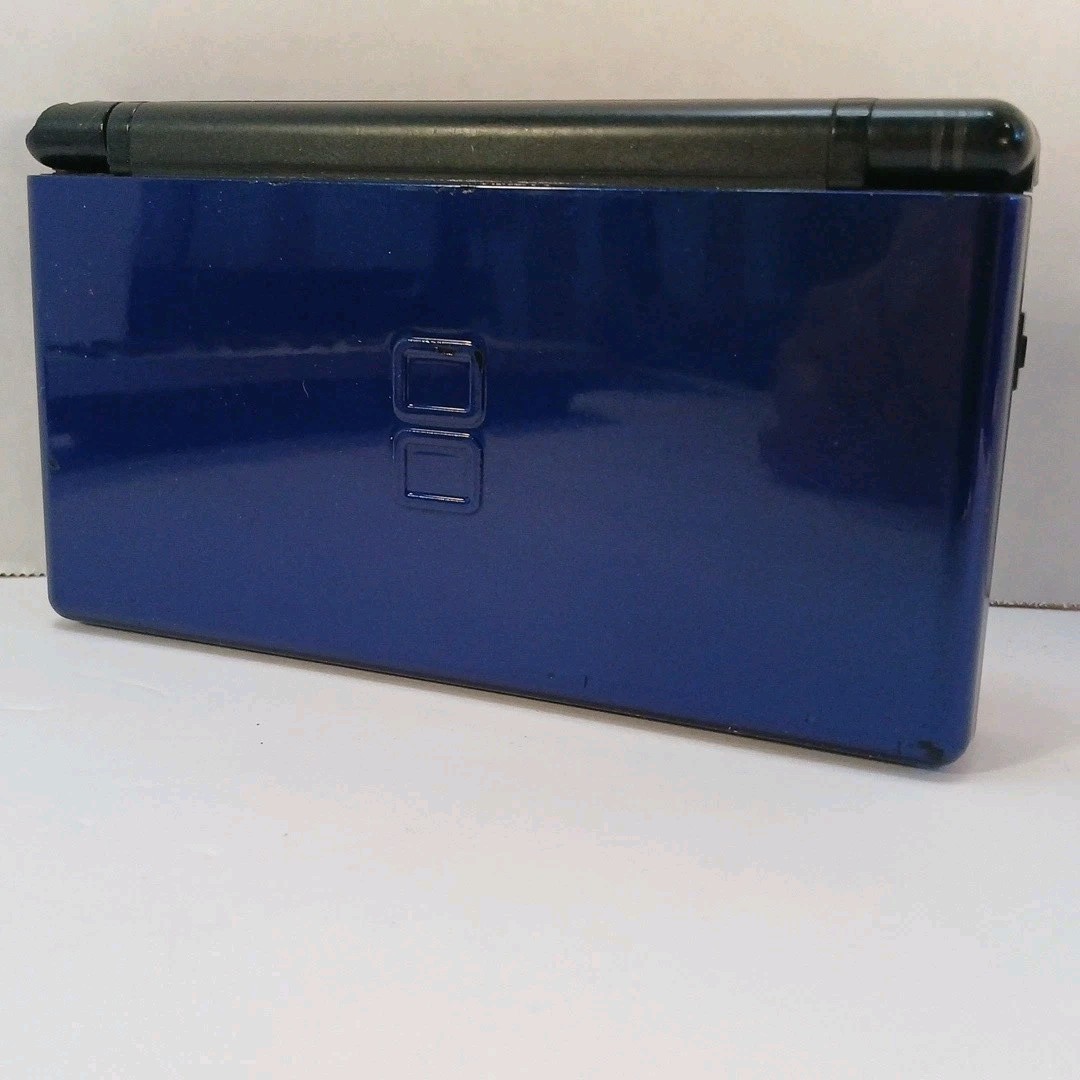 Nintendo DS Lite Metallic Blue – For Parts or Repair – Broken Hinge & Screen