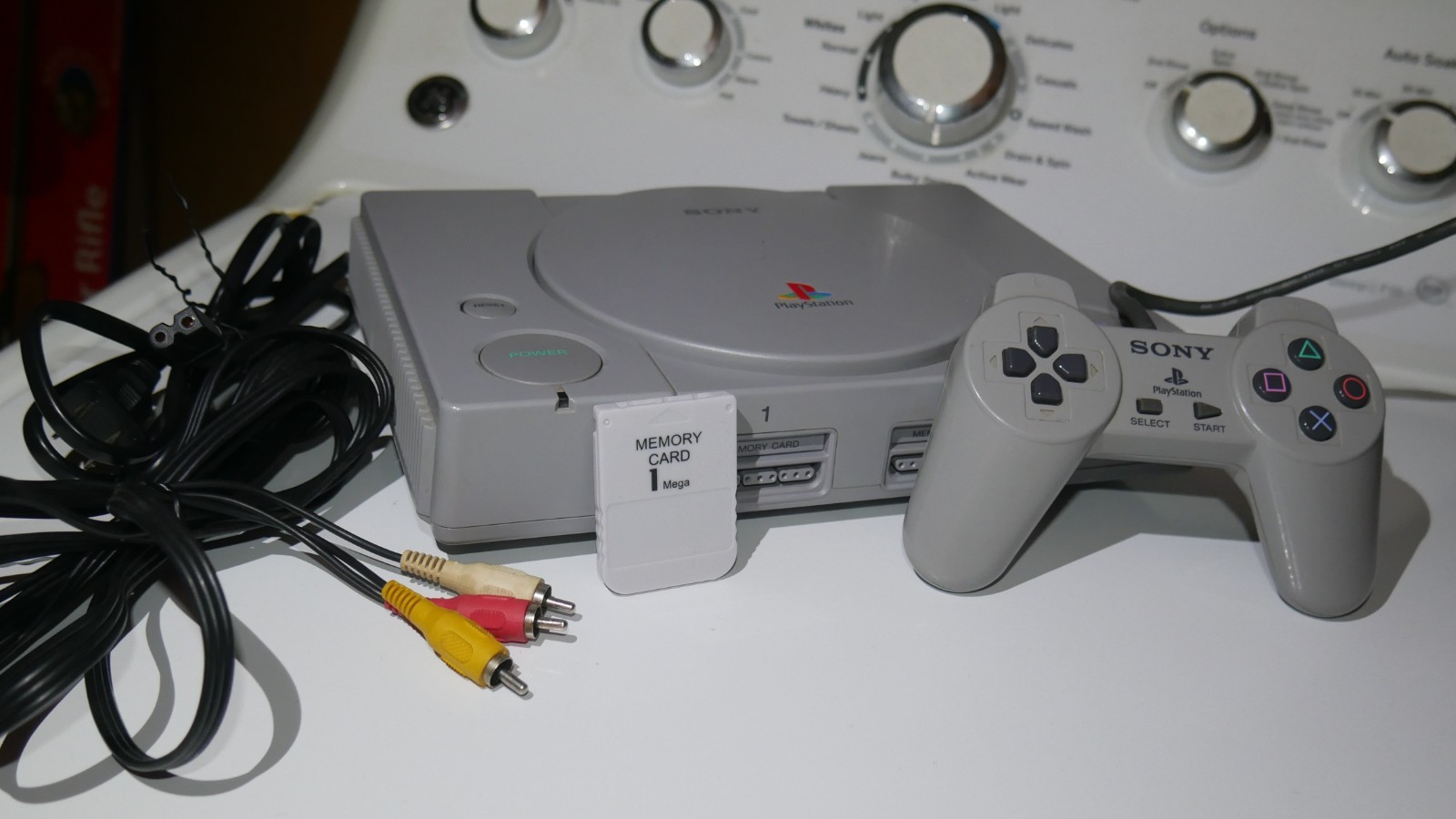Sony PlayStation 1 Video Game Console (Read Desc. / W/ Cont./Cords/Memory Card)